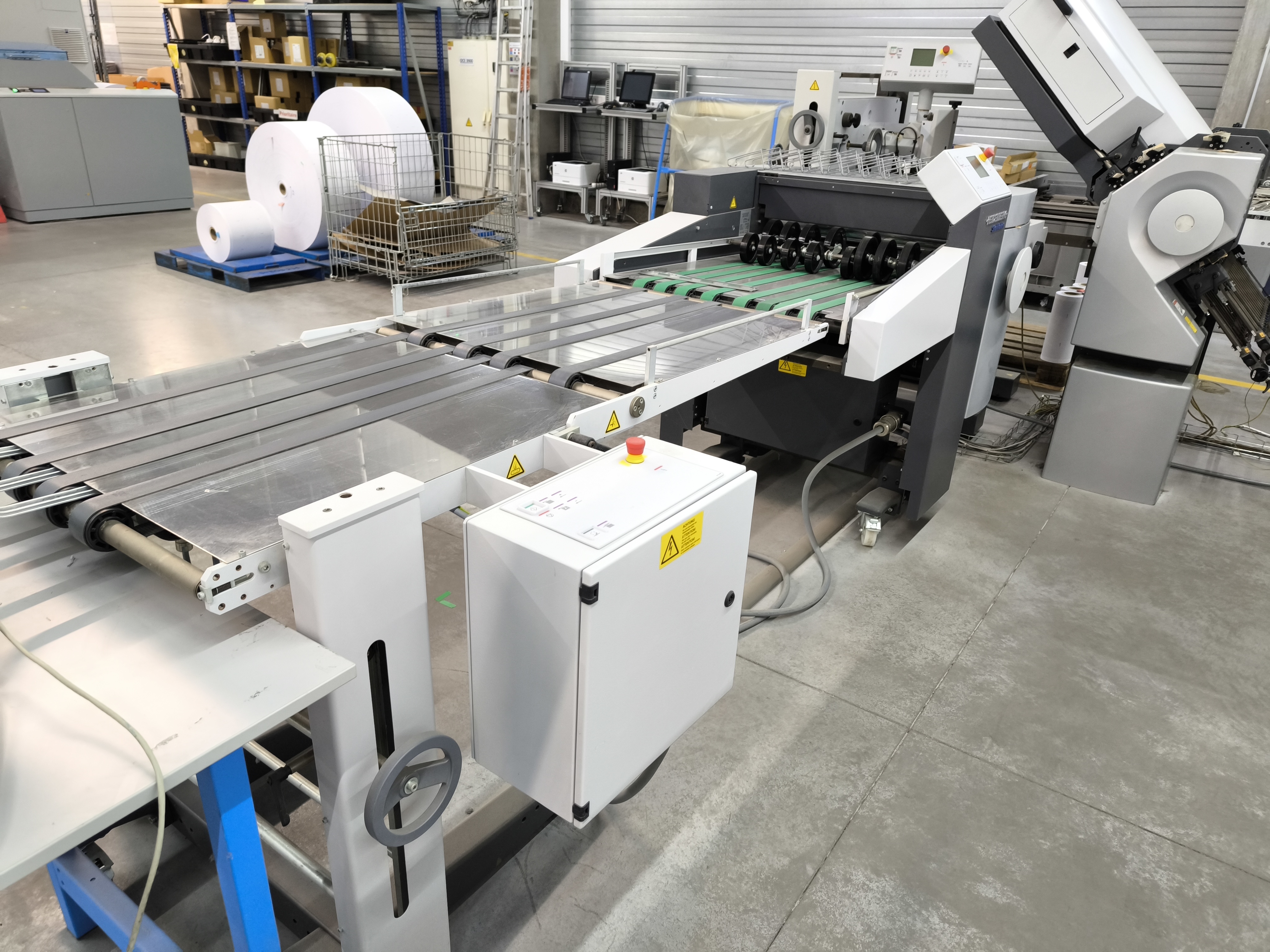 Hunkeler Popp7 Newspaper line w CS7 150m/min (03)
